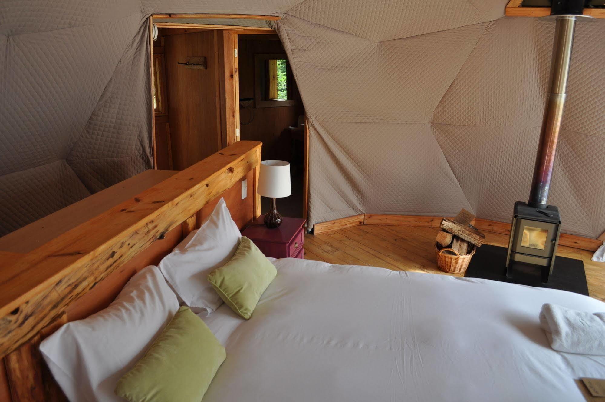 Patagonia Eco Domes Hotel เอลชัลเตน ภายนอก รูปภาพ